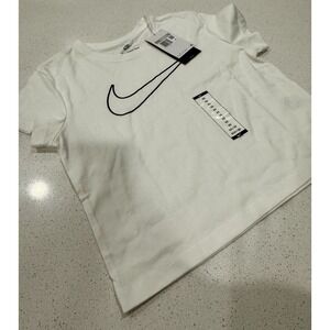 Women's Loose Fit The Nike Tee XS White Bnwt HV5002-100